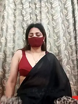 Naughty-Queen34 naked strip on cam for live sex video chat