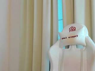 Suzy-James nude Live Sex Chat Show