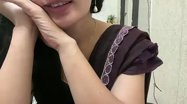 w0nderwoman naked strip on cam for live sex video chat