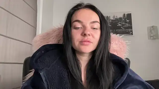 yorkshiregal naked strip on cam for live sex video chat