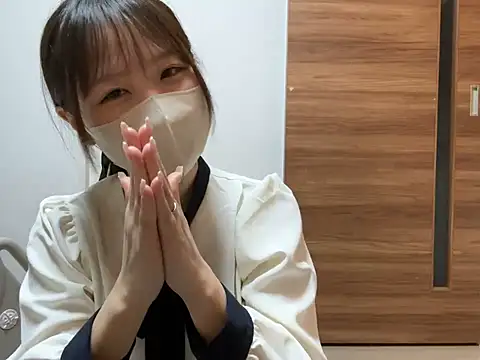 chikuwa_555 naked strip on cam for live sex video chat