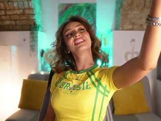 ClaraMia nude Live Sex Chat Show