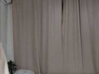 Emi nude Live Sex Chat Show