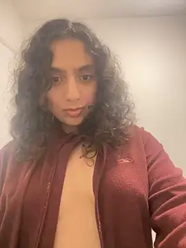 fayfay2002 naked strip on cam for live sex video chat
