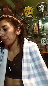 Marla_Hiut naked strip on cam for live sex video chat