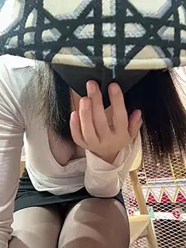 nainai2002 naked strip on cam for live sex video chat