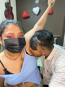 Gf-Bf naked strip on cam for live sex video chat