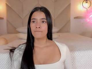 Isaa-Queen nude Live Sex Chat Show