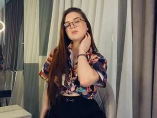 NoreenFurness nude Live Sex Chat Show