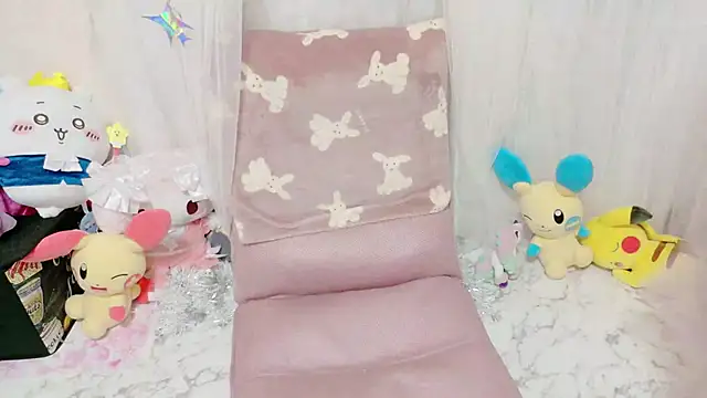 RUNA-chan naked strip on cam for live sex video chat