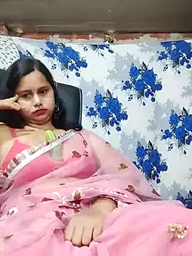 SWETTANIYA naked strip on cam for live sex video chat