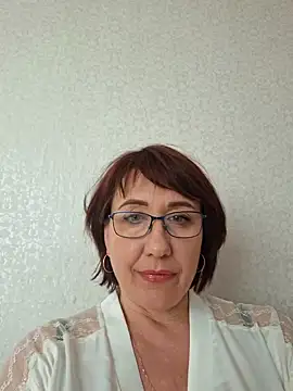 Tatiana4631 naked strip on cam for live sex video chat