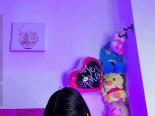 Dahian nude Live Sex Chat Show