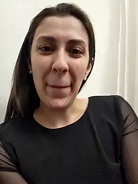 Doctor-Laura naked strip on cam for live sex video chat