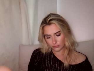 Lusty Lacey nude Live Sex Chat Show