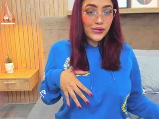 Strawberry21 nude Live Sex Chat Show