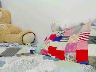Emily Sejmet nude Live Sex Chat Show