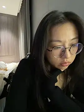 haiyan125216 naked strip on cam for live sex video chat