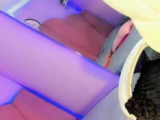 LiaFernandaa nude Live Sex Chat Show