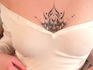 QuennaBready nude Live Sex Chat Show