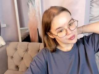 Radiana-Fairy nude Live Sex Chat Show