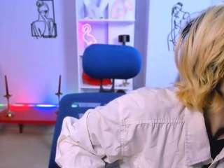smuzi-muzi nude Live Sex Chat Show
