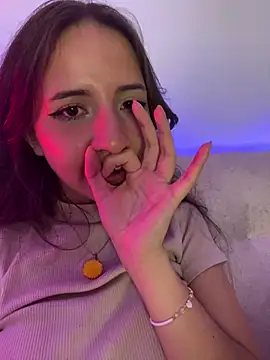 -Amyy naked strip on cam for live sex video chat