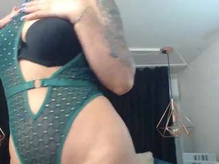 MayaWeisss nude Live Sex Chat Show