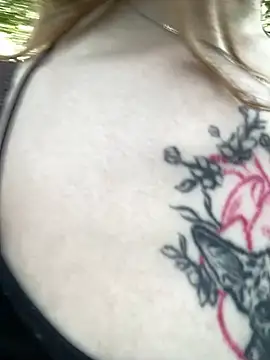 Mimiumu naked strip on cam for live sex video chat