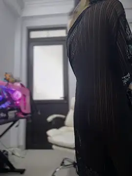 RassieRaph naked strip on cam for live sex video chat