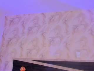 Raven-Stone nude Live Sex Chat Show