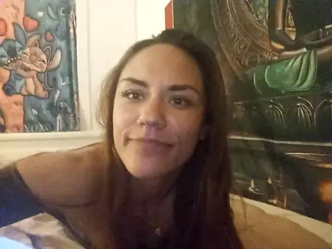 SlimBellaa naked strip on cam for live sex video chat