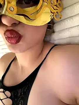 Elifeylull naked strip on cam for live sex video chat