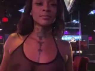 GymBaeBritt nude Live Sex Chat Show
