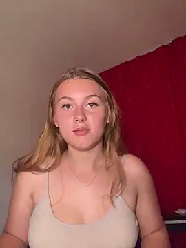 HeiligeJulia naked strip on cam for live sex video chat