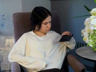 KarolineZombo nude Live Sex Chat Show