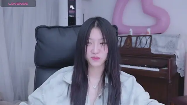 rainybb naked strip on cam for live sex video chat