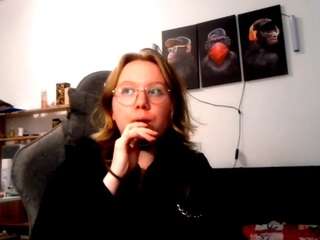 CarmelitaMccarron nude Live Sex Chat Show