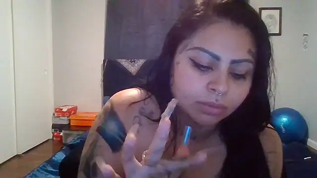 chicanachic13 naked strip on cam for live sex video chat
