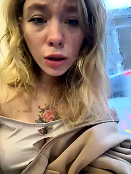 Mimiumuy naked strip on cam for live sex video chat