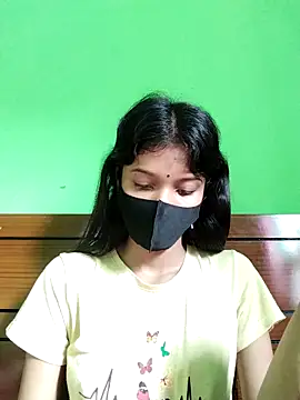 Ramisha- naked strip on cam for live sex video chat