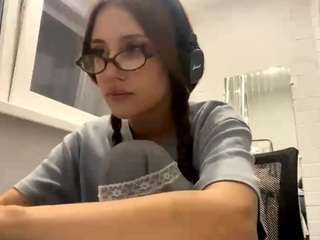 Veola nude Live Sex Chat Show