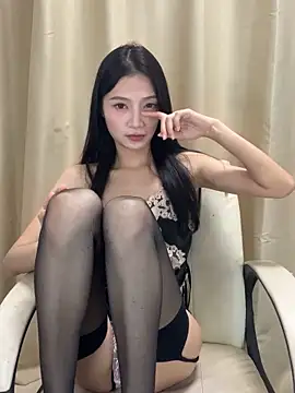 Z0E999 naked strip on cam for live sex video chat