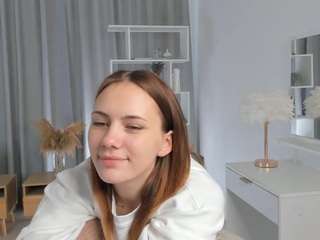 AzaleeMoeller nude Live Sex Chat Show