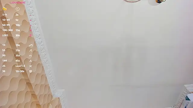 EdinaBiers naked strip on cam for live sex video chat