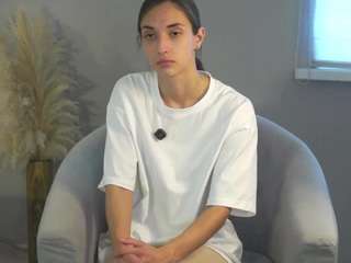IsobelKitthikoune nude Live Sex Chat Show