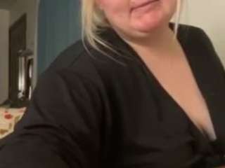 KitKatCutie nude Live Sex Chat Show