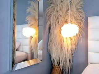 MiaaVixenn nude Live Sex Chat Show