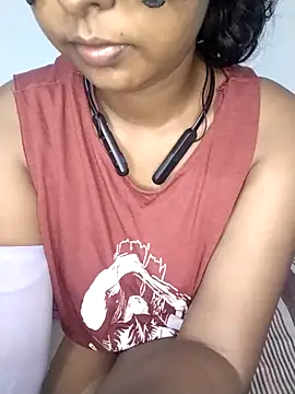 sexy-Ashu naked strip on cam for live sex video chat