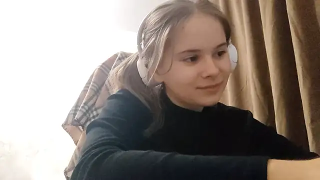 Sofie_Sofie naked strip on cam for live sex video chat